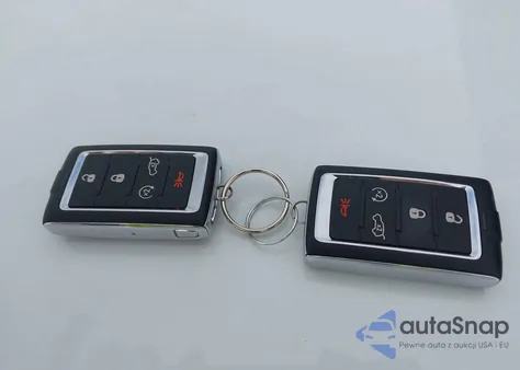 2023 Jeep Grand Cherokee Laredo 4X4 from USA, damaged, VIN 1C4RJHAG7PC543255